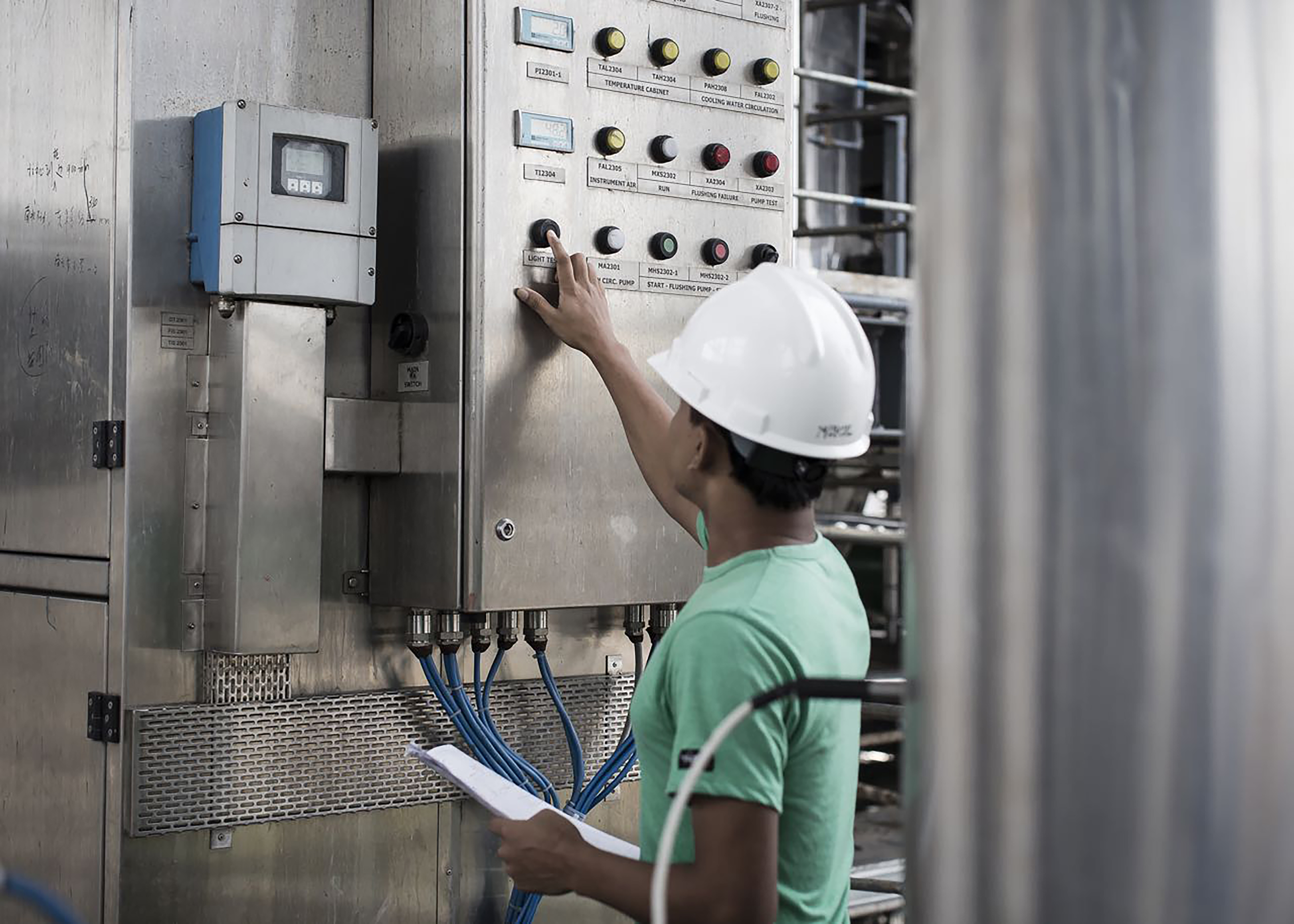 ADVANCE MONITOR N/C Meter